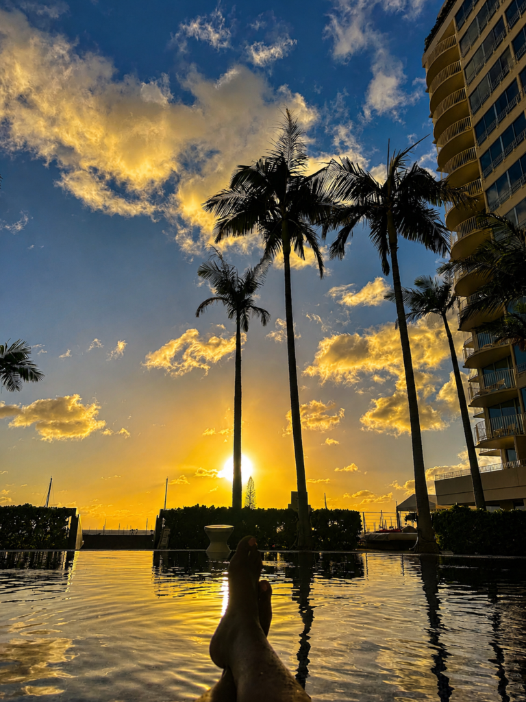 Notes From Somewhere Warm: Turning 30 in Hawaii. closing pic