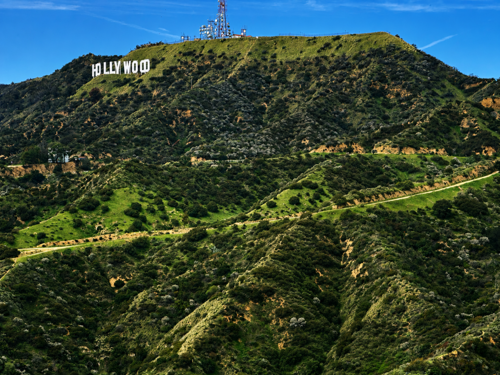 Los Angeles on a Budget: 10 Iconic Sights Without the Luxury Price Tag holl 2
